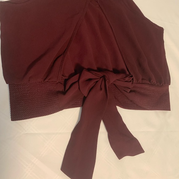 Cropped top - Picture 2 of 4